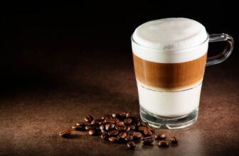 Latte macchiato omslagafbeelding